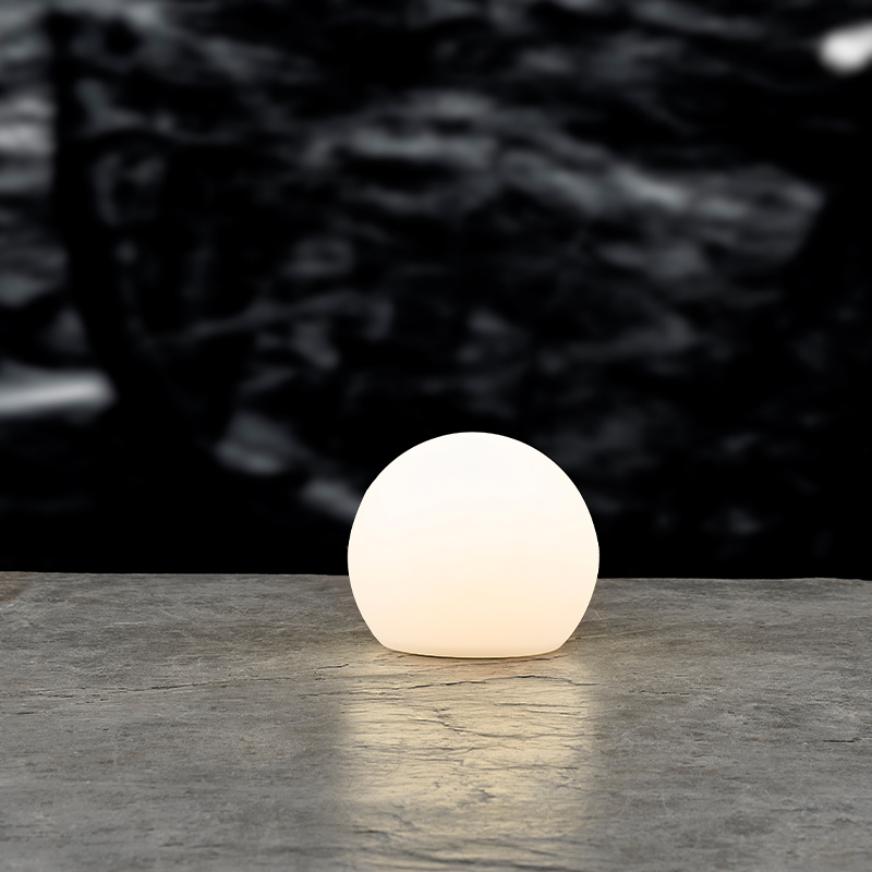 Villa Collection Maane LED lampe m. solar hvid 20x18 cm - Image 1